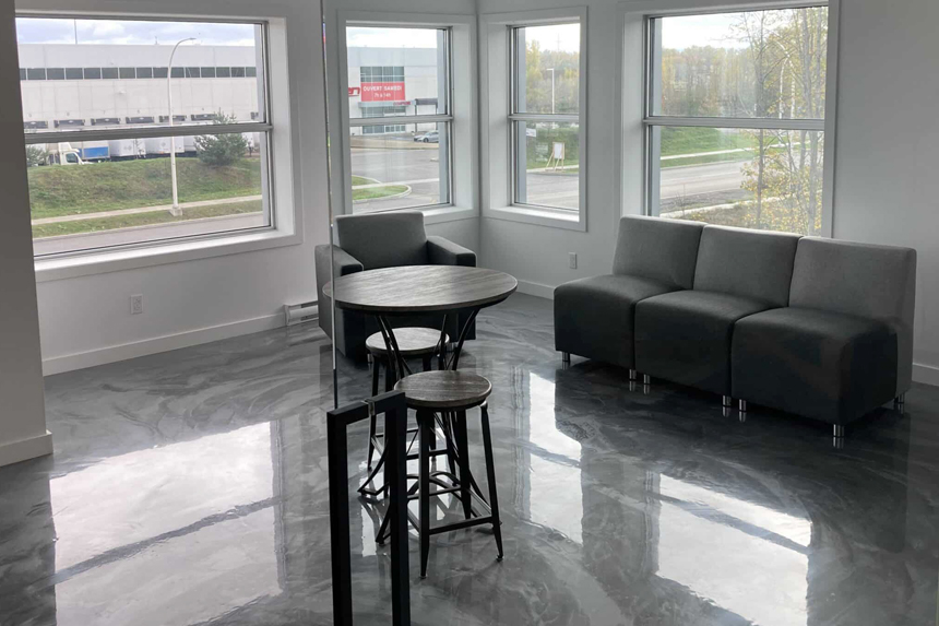 Réaménagement de bureau par ID-Innov en estrie.